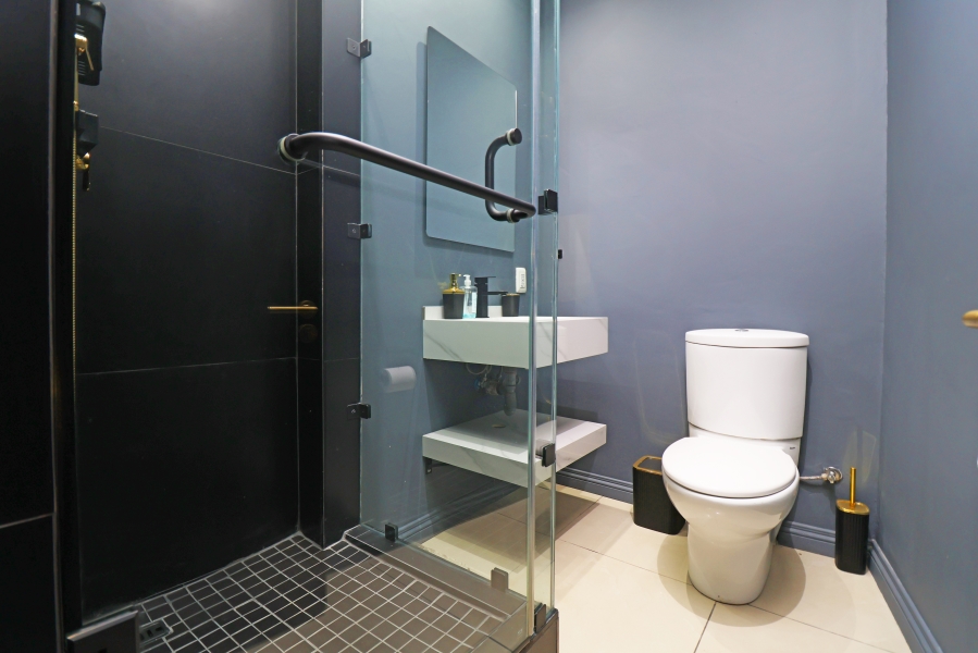 To Let 2 Bedroom Property for Rent in Sandown Gauteng