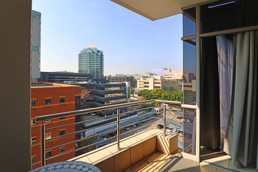 To Let 2 Bedroom Property for Rent in Sandown Gauteng