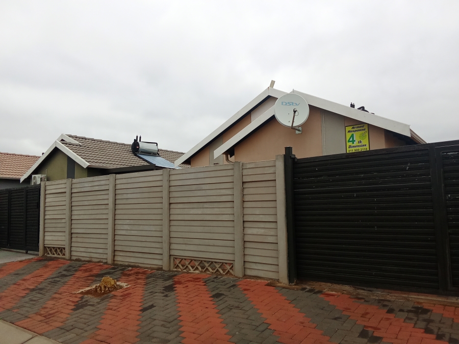3 Bedroom Property for Sale in Sky City Gauteng