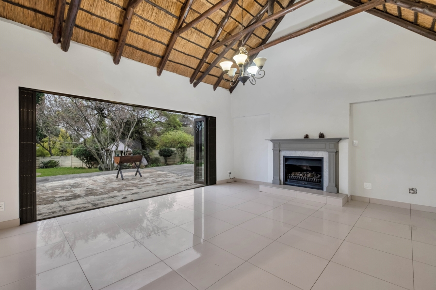 6 Bedroom Property for Sale in Morningside Manor Gauteng