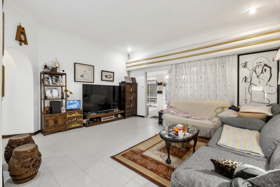 6 Bedroom Property for Sale in Morningside Gauteng