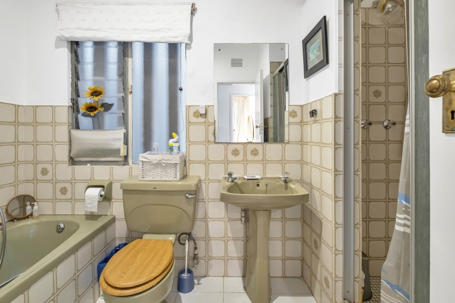 6 Bedroom Property for Sale in Morningside Gauteng