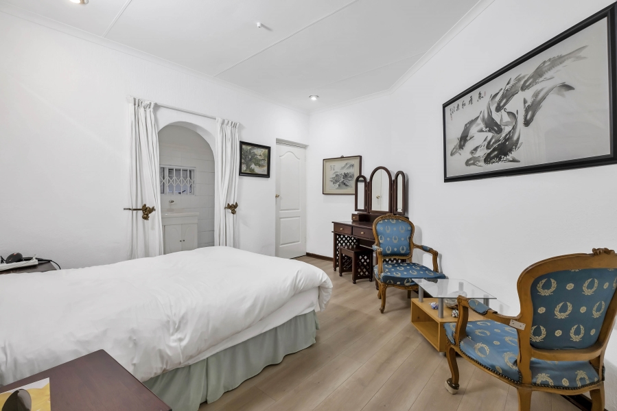 6 Bedroom Property for Sale in Morningside Gauteng