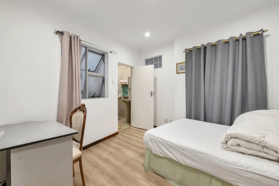 6 Bedroom Property for Sale in Morningside Gauteng