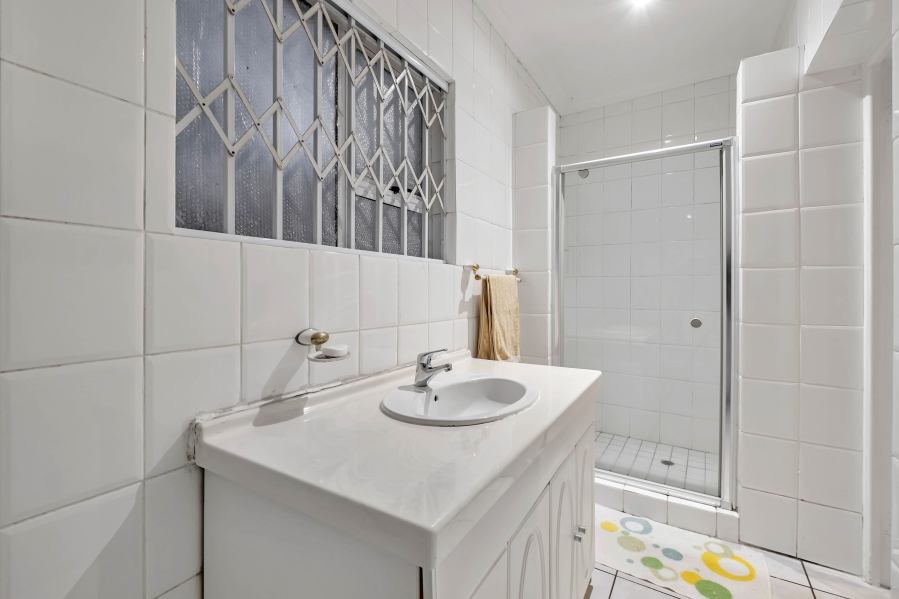 6 Bedroom Property for Sale in Morningside Gauteng