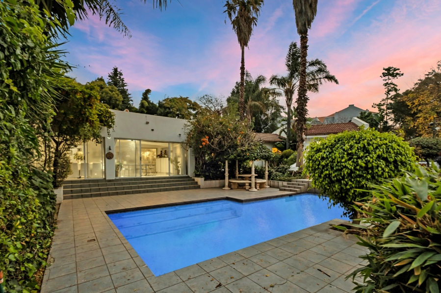 6 Bedroom Property for Sale in Morningside Gauteng