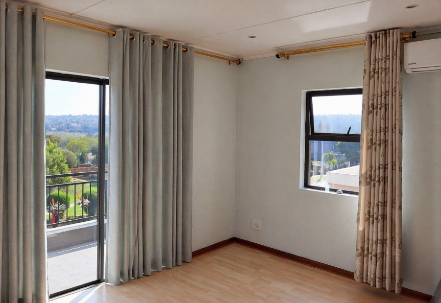 3 Bedroom Property for Sale in Kyalami Hills Gauteng
