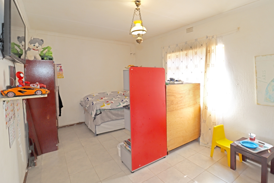 5 Bedroom Property for Sale in Orange Grove Gauteng