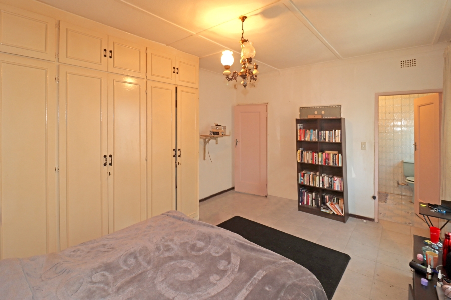 5 Bedroom Property for Sale in Orange Grove Gauteng