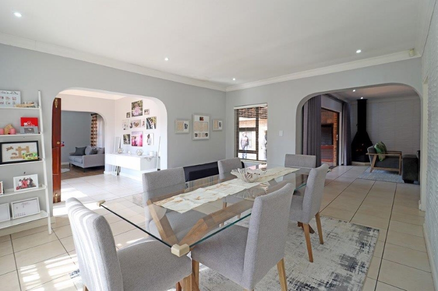 4 Bedroom Property for Sale in Dowerglen Ext 3 Gauteng