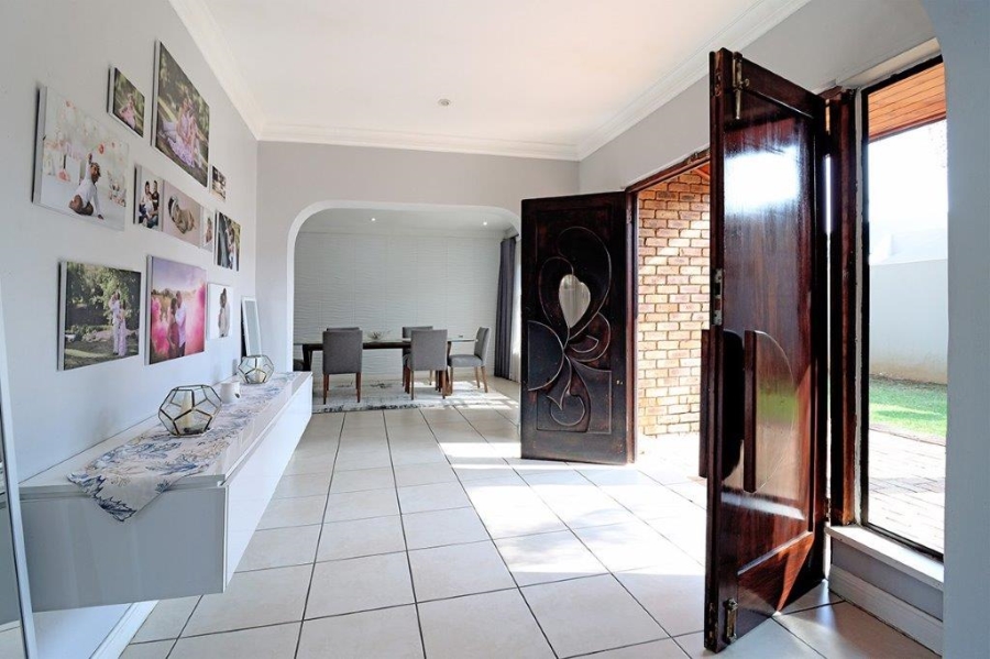 4 Bedroom Property for Sale in Dowerglen Ext 3 Gauteng