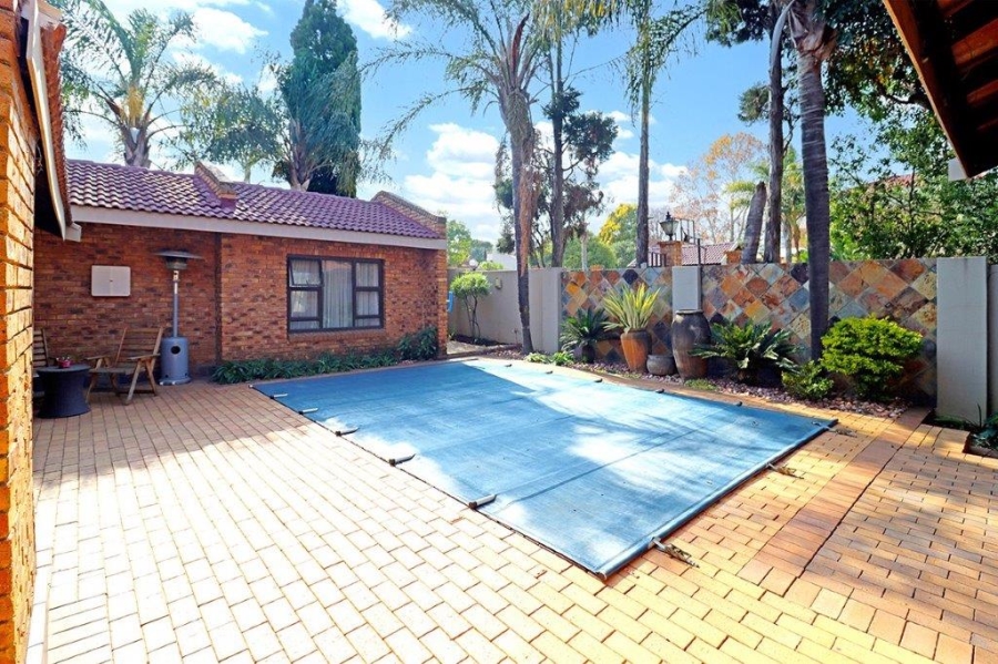 4 Bedroom Property for Sale in Dowerglen Ext 3 Gauteng