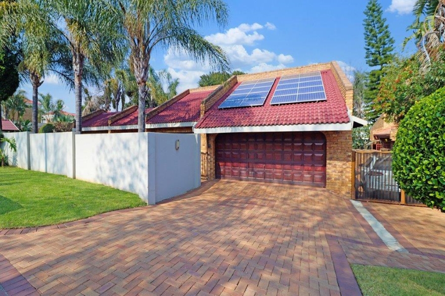 4 Bedroom Property for Sale in Dowerglen Ext 3 Gauteng