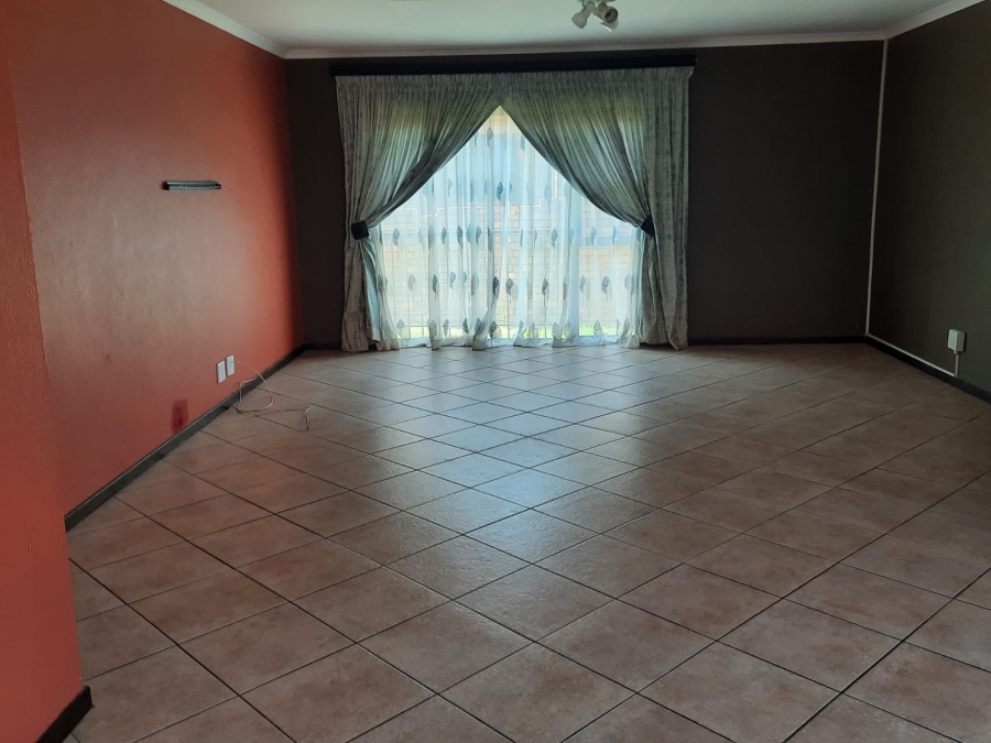 To Let 2 Bedroom Property for Rent in Albertsdal Gauteng