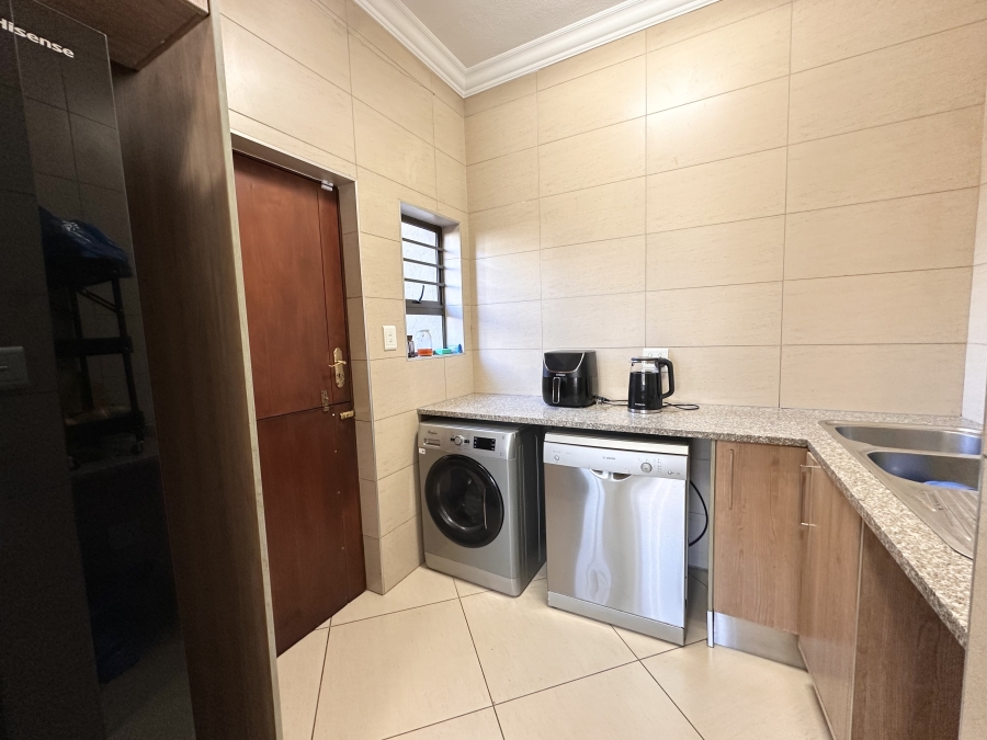 3 Bedroom Property for Sale in Thatchfield Estate Gauteng