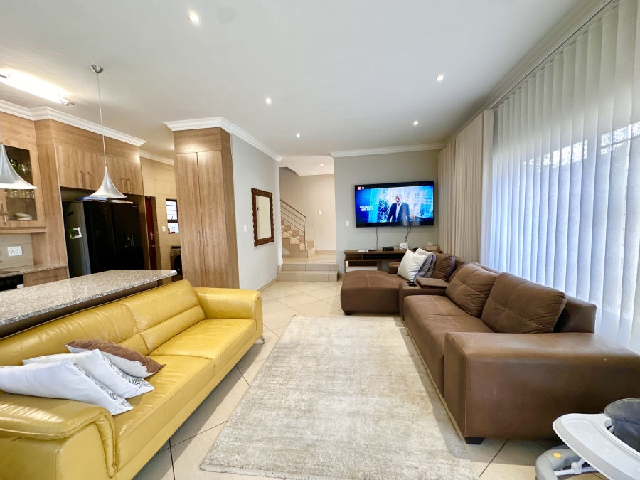 3 Bedroom Property for Sale in Thatchfield Estate Gauteng
