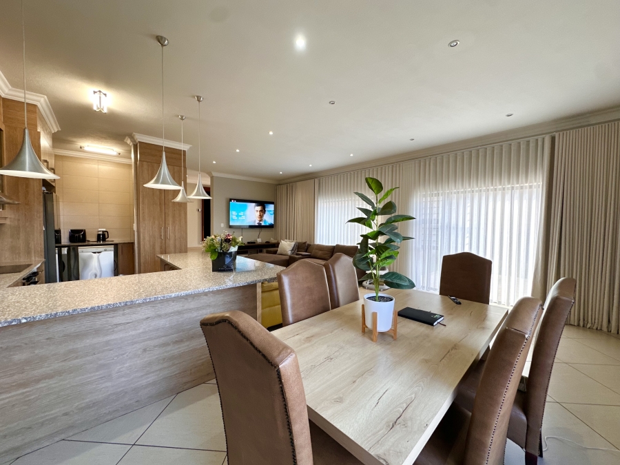 3 Bedroom Property for Sale in Thatchfield Estate Gauteng