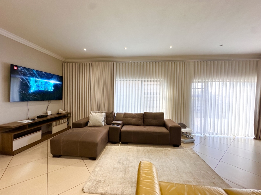 3 Bedroom Property for Sale in Thatchfield Estate Gauteng