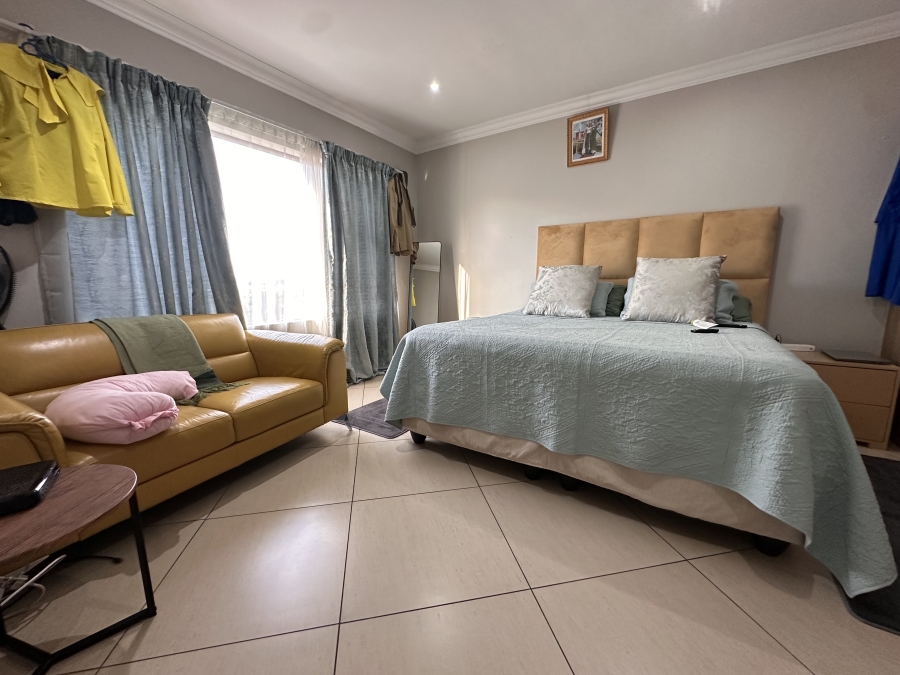 3 Bedroom Property for Sale in Thatchfield Estate Gauteng