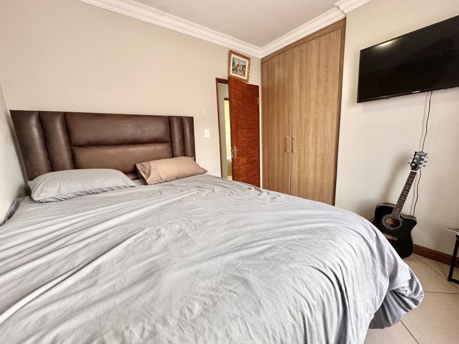 3 Bedroom Property for Sale in Thatchfield Estate Gauteng