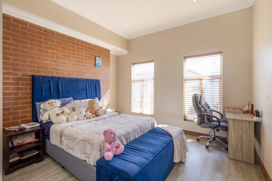 4 Bedroom Property for Sale in The Hills Game Reserve Estate Gauteng