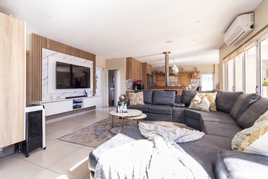 4 Bedroom Property for Sale in The Hills Game Reserve Estate Gauteng