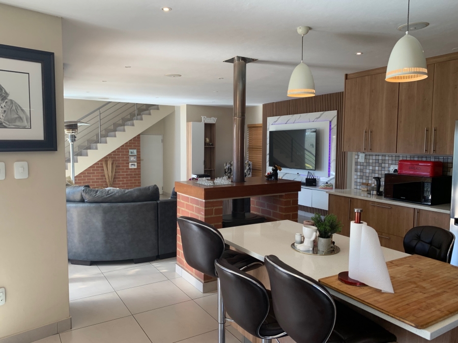 4 Bedroom Property for Sale in The Hills Game Reserve Estate Gauteng