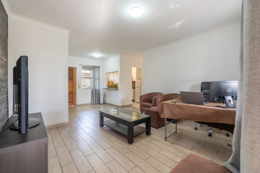 2 Bedroom Property for Sale in North Riding Gauteng