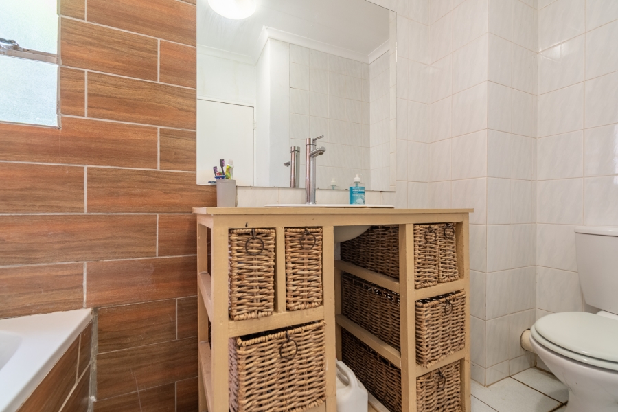 2 Bedroom Property for Sale in North Riding Gauteng