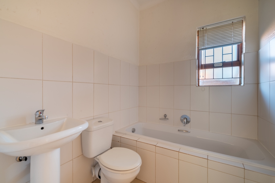 3 Bedroom Property for Sale in North Riding AH Gauteng