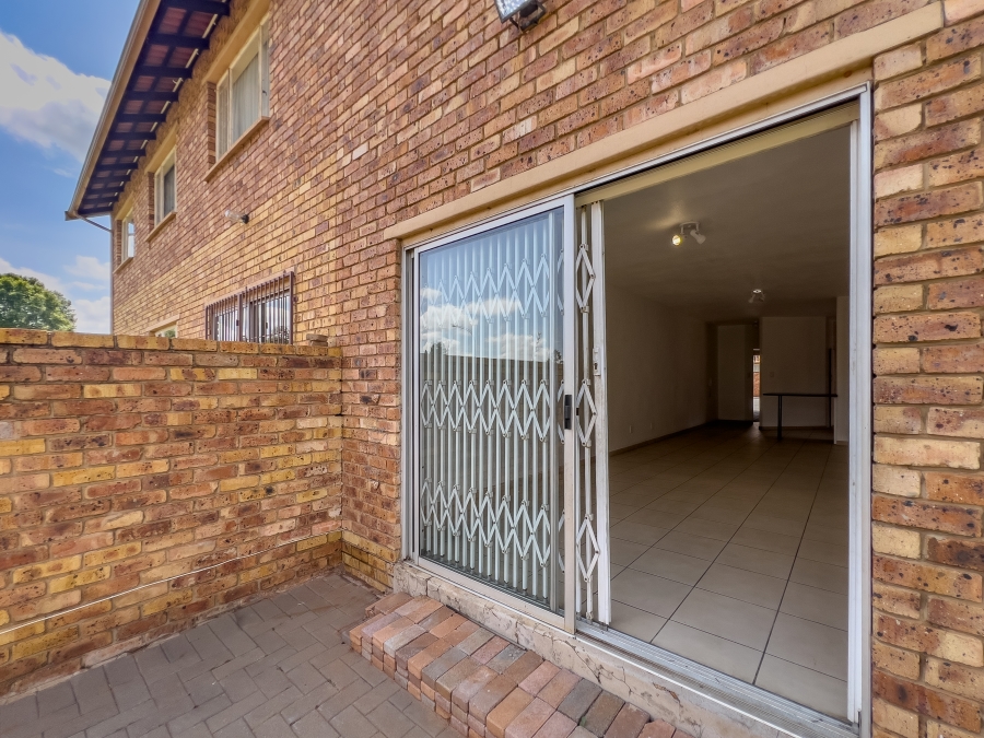 3 Bedroom Property for Sale in Terenure Gauteng