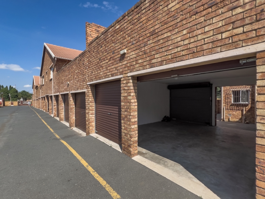 3 Bedroom Property for Sale in Terenure Gauteng