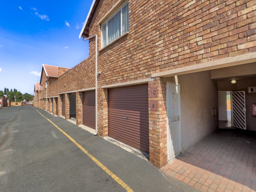 3 Bedroom Property for Sale in Terenure Gauteng