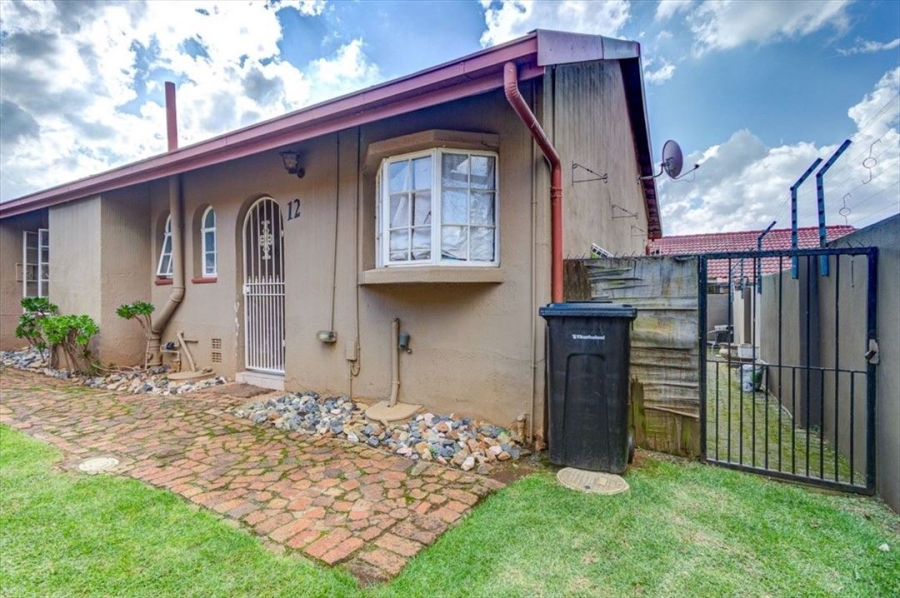 2 Bedroom Property for Sale in Norkem Park Gauteng