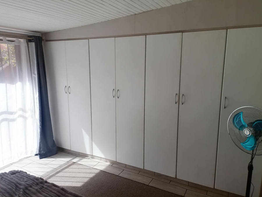 To Let 10 Bedroom Property for Rent in Equestria Gauteng