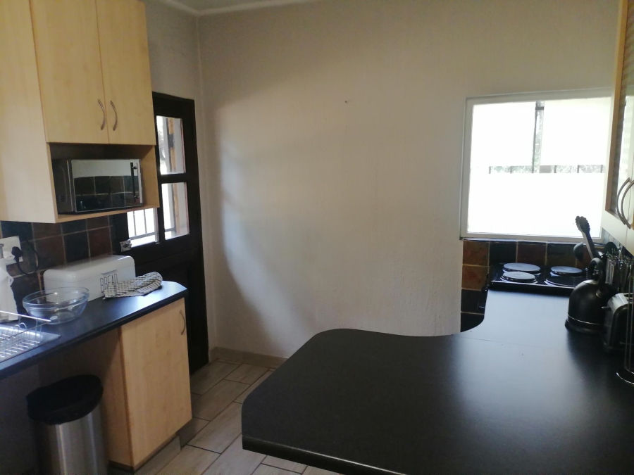 To Let 10 Bedroom Property for Rent in Equestria Gauteng