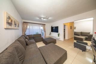 3 Bedroom Property for Sale in Wannenburghoogte Gauteng