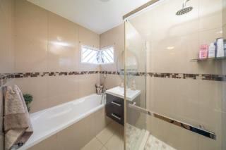 3 Bedroom Property for Sale in Wannenburghoogte Gauteng