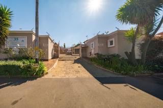 3 Bedroom Property for Sale in Wannenburghoogte Gauteng