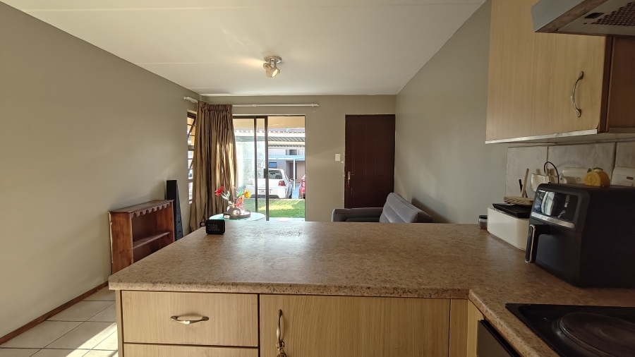 2 Bedroom Property for Sale in North Riding Gauteng