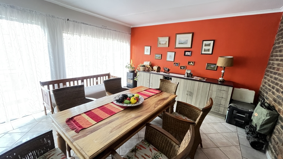 7 Bedroom Property for Sale in Bredell Gauteng
