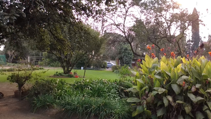 7 Bedroom Property for Sale in Bredell Gauteng