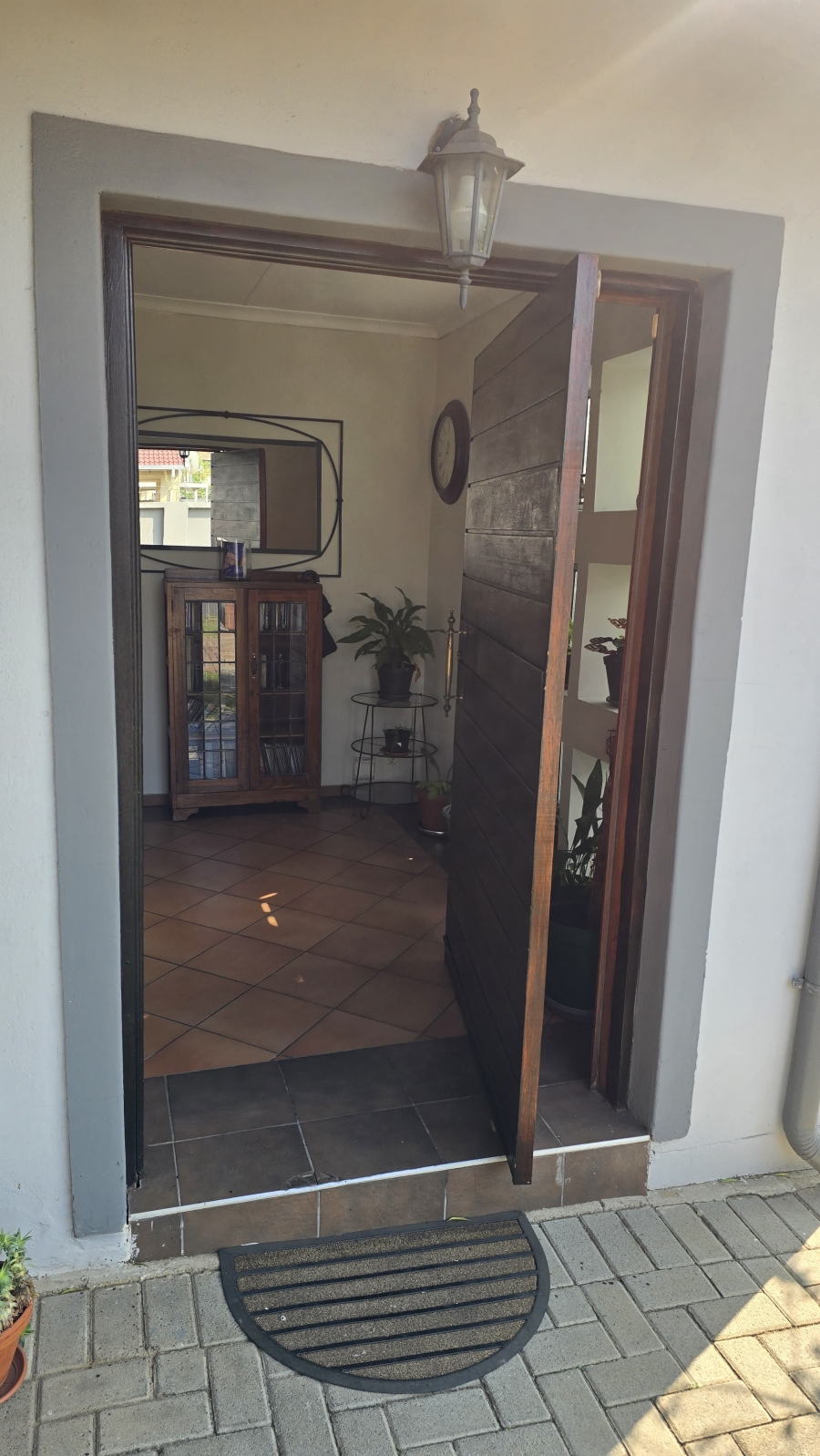 To Let 3 Bedroom Property for Rent in Sonneveld Gauteng