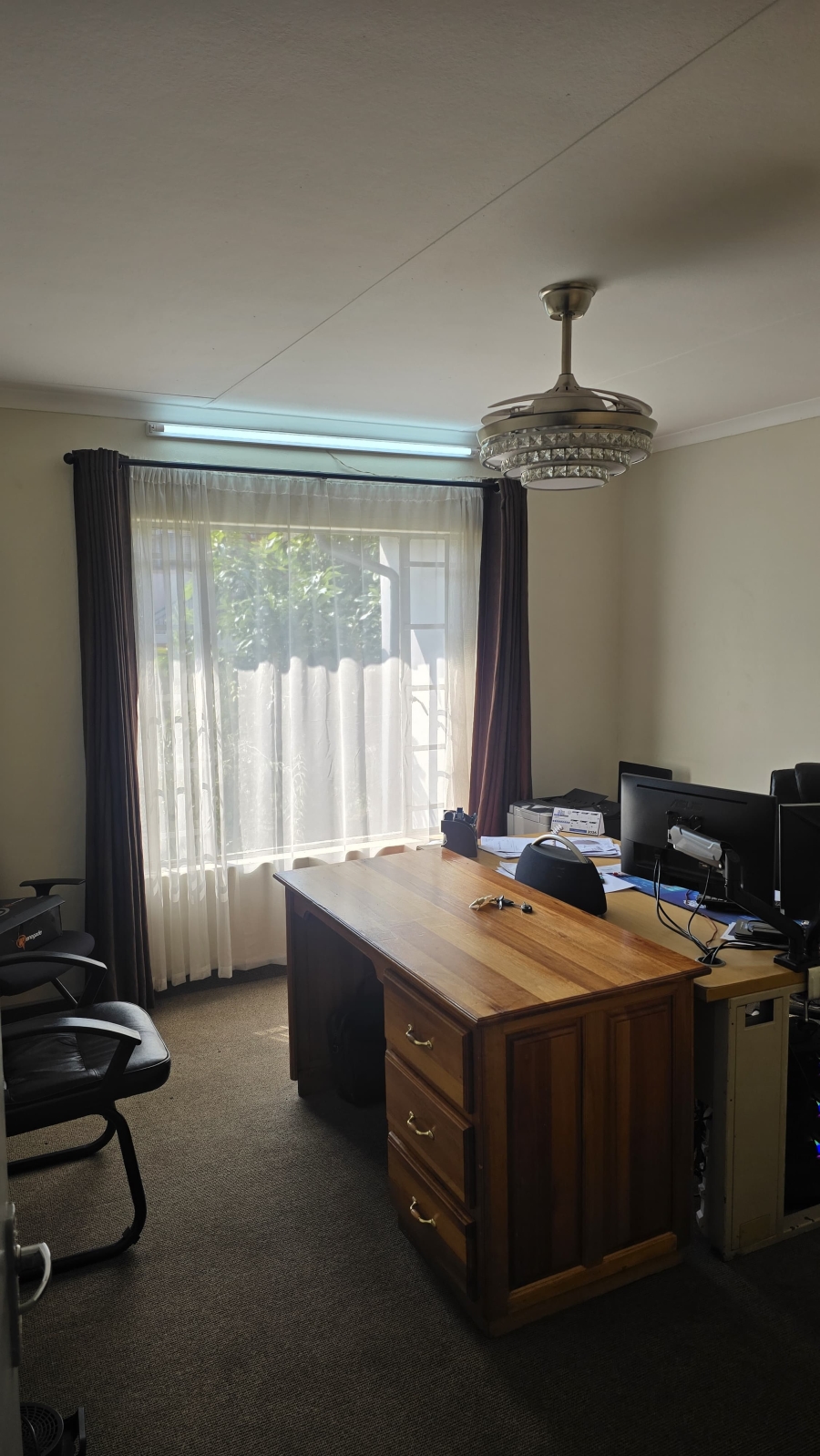 To Let 3 Bedroom Property for Rent in Sonneveld Gauteng