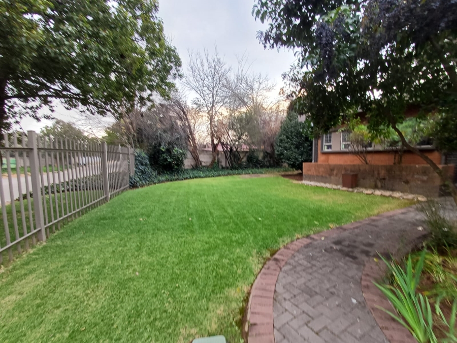 4 Bedroom Property for Sale in Vanderbijlpark SW 5 Gauteng