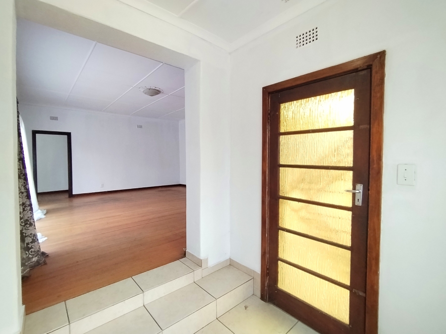 To Let 4 Bedroom Property for Rent in Dalview Gauteng