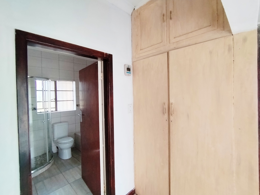 To Let 4 Bedroom Property for Rent in Dalview Gauteng
