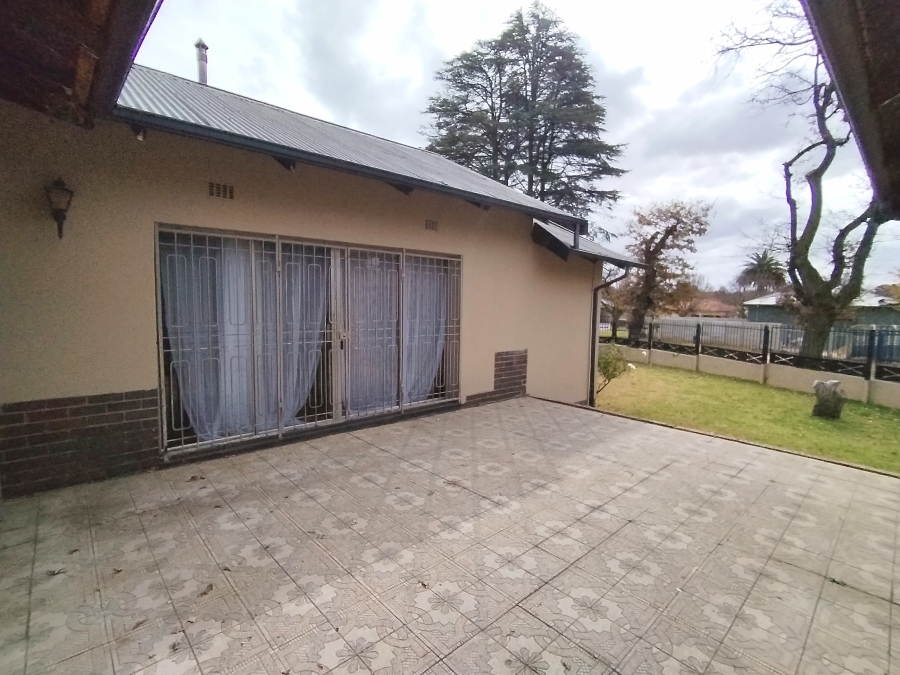To Let 4 Bedroom Property for Rent in Dalview Gauteng