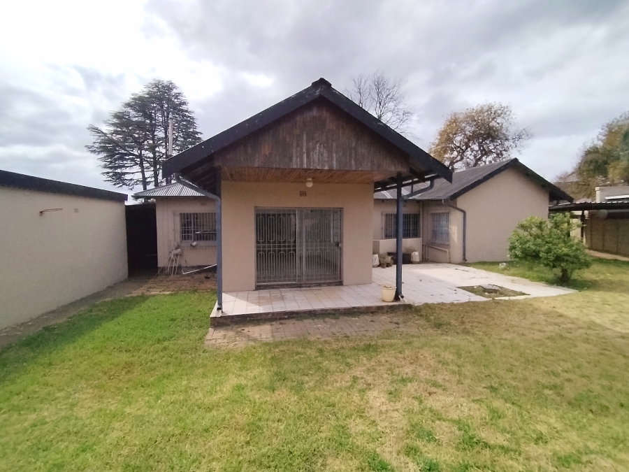 To Let 4 Bedroom Property for Rent in Dalview Gauteng