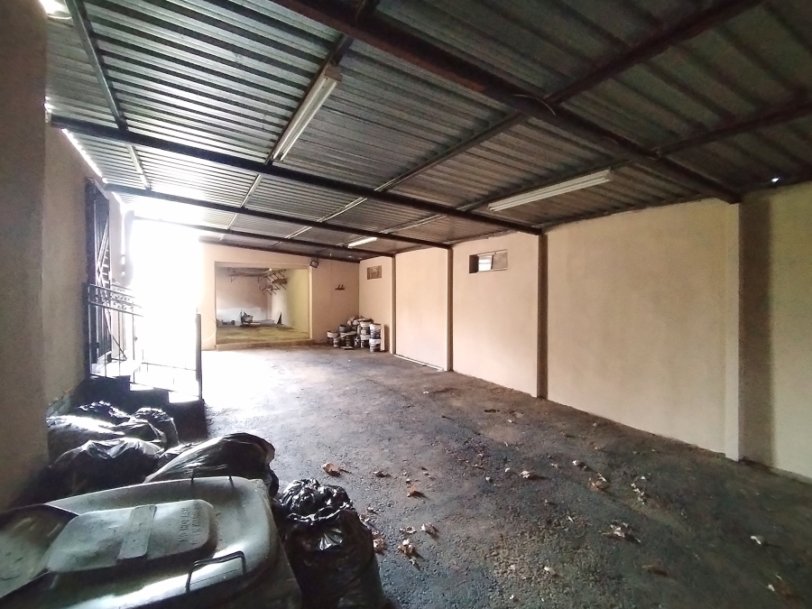To Let 4 Bedroom Property for Rent in Dalview Gauteng